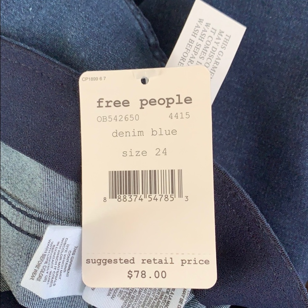 NWT Free People Pull in Wide  Leg Jeans - Picture 7 of 7